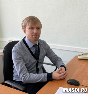 Тюменский Росреестр рассказывает  о своих сотрудниках в рамках 15-летия ведомства