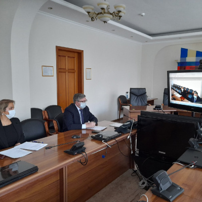 В Тюмени прошел вебинар по использованию электронных услуг Росреестра в работе риелторов